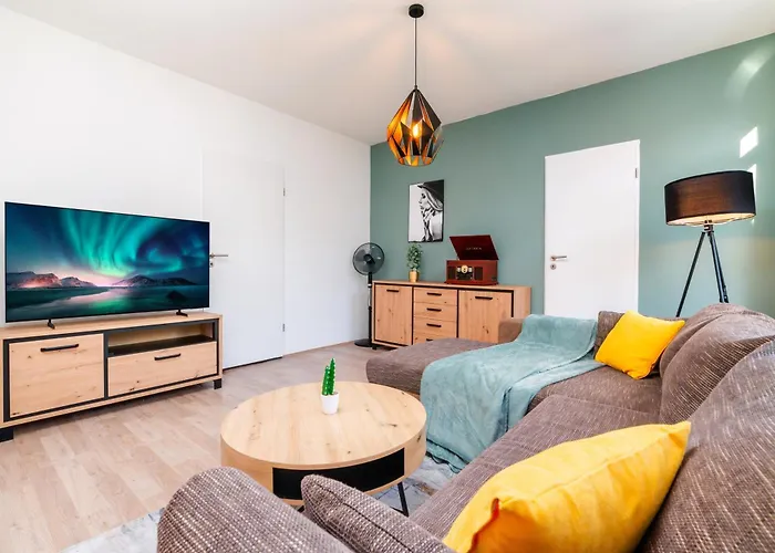 Smart - - Perfect For 5 Guests! Netflix - - Smart Tv - Free Parking Zone