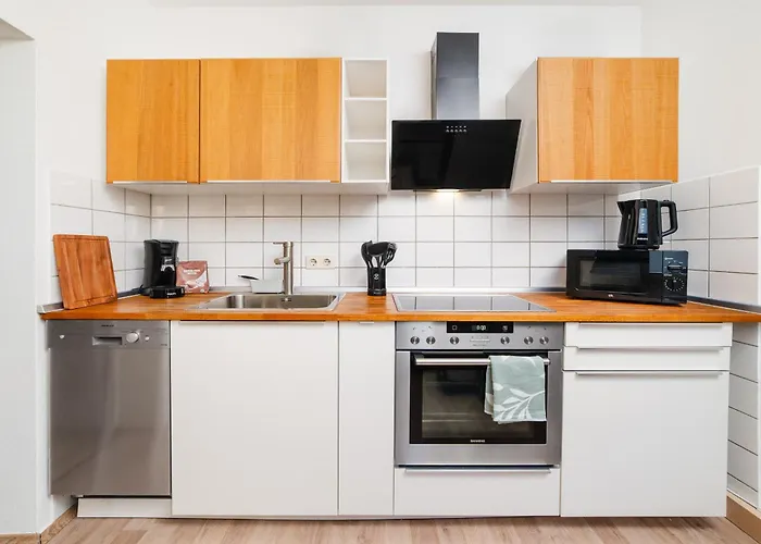 Smart - - Perfect For 5 Guests! Netflix - - Smart Tv - Free Parking Zone * Wuppertal